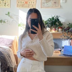 Aritzia Gwynth Sweater